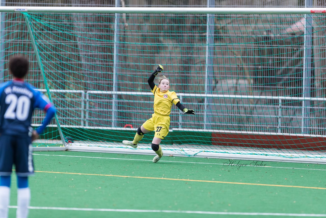 Bild 383 - wBJ VfL Pinneberg - St. Pauli : Ergebnis: 7:0 (Abbruch)